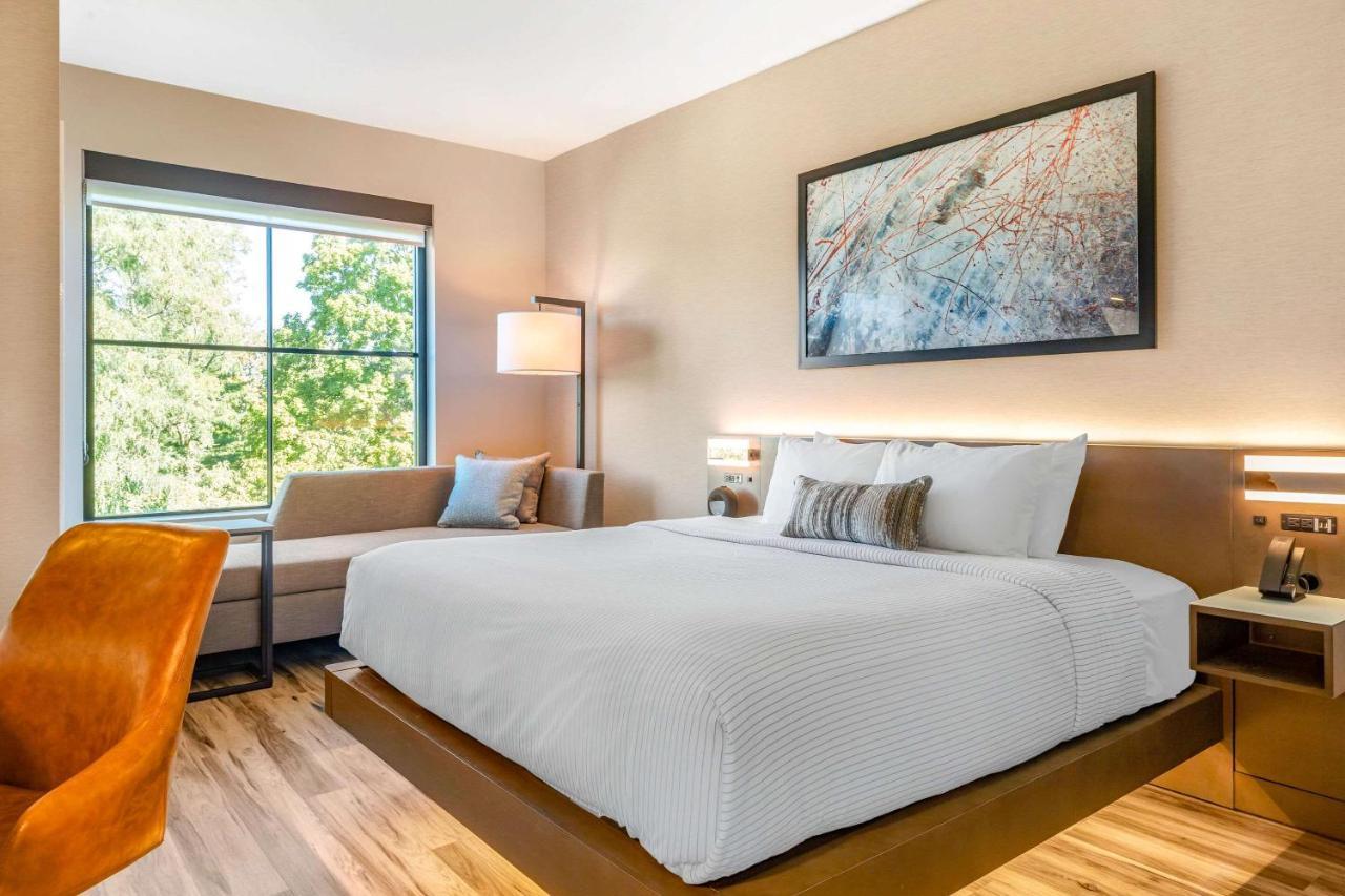 Cambria Area Hotel New Haven